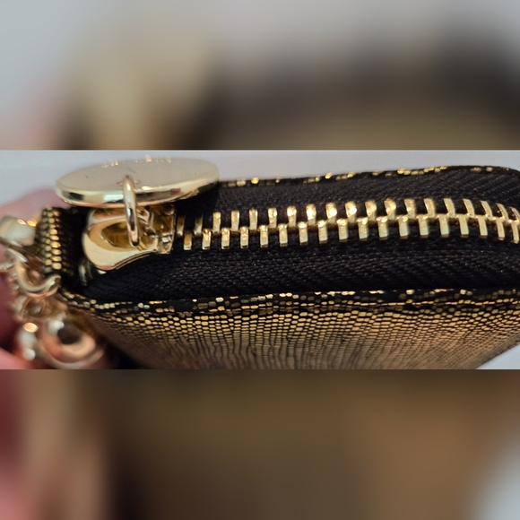 Deux Lux Gold & Black Fabric Animal Print Wallet Wristlet w/Hangtag and Tassels - Picture 9 of 11